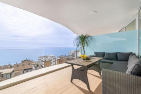 Beachfront paradise with spectacular sea view
